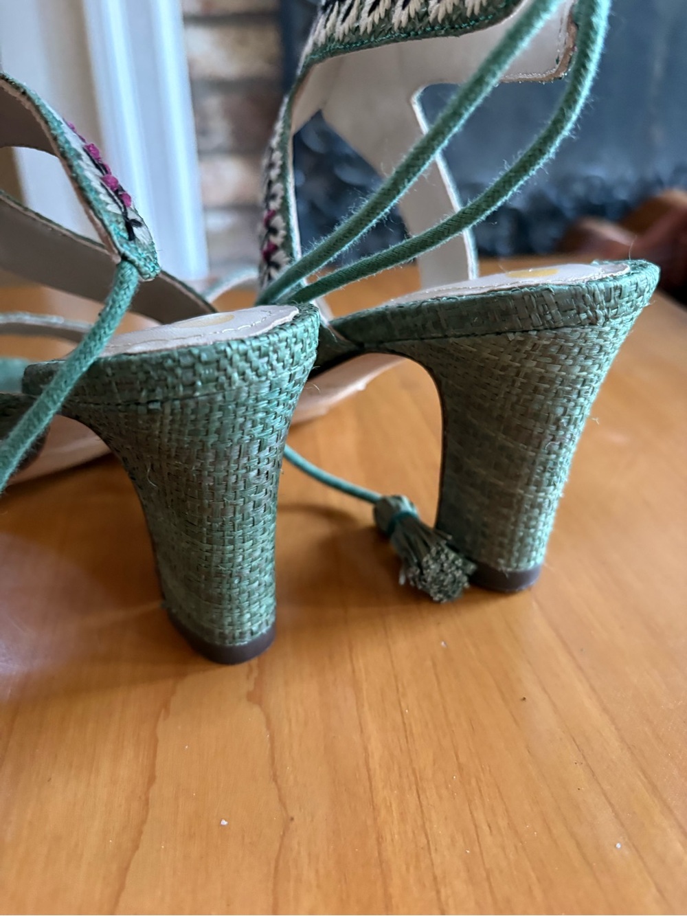 Boden Green Embroidered Ankle-Tie Sandals - Women, Size 7 - Picture 4 of 6